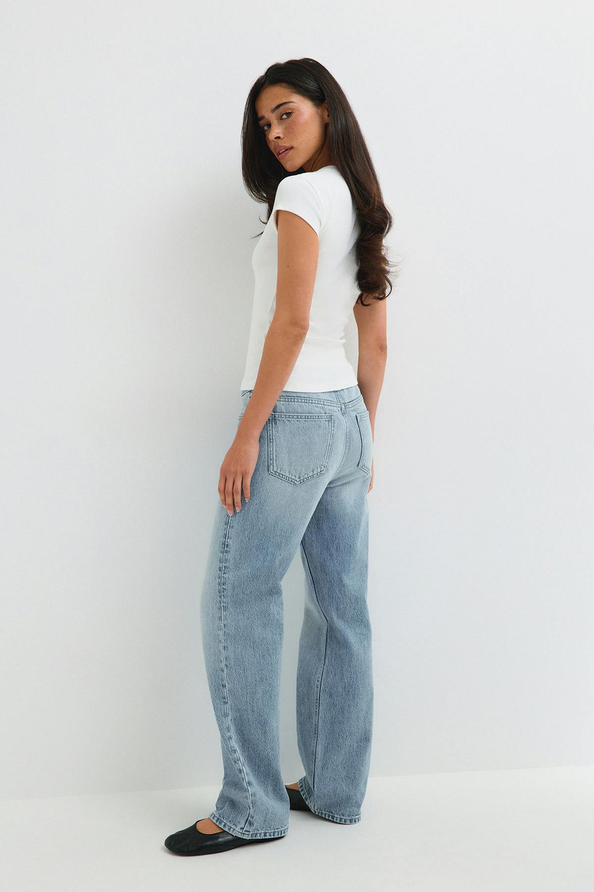 Slim straight jeans