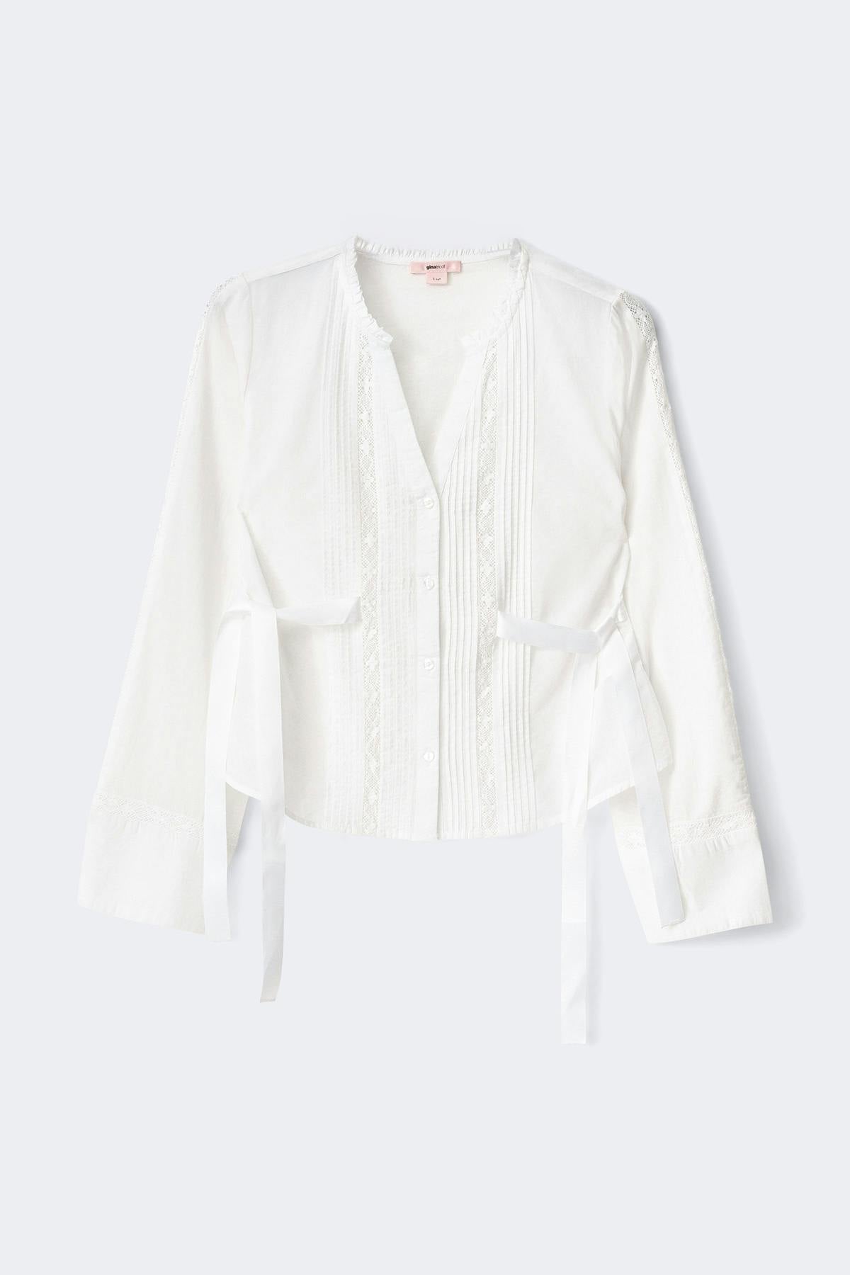 14+ lace detail top