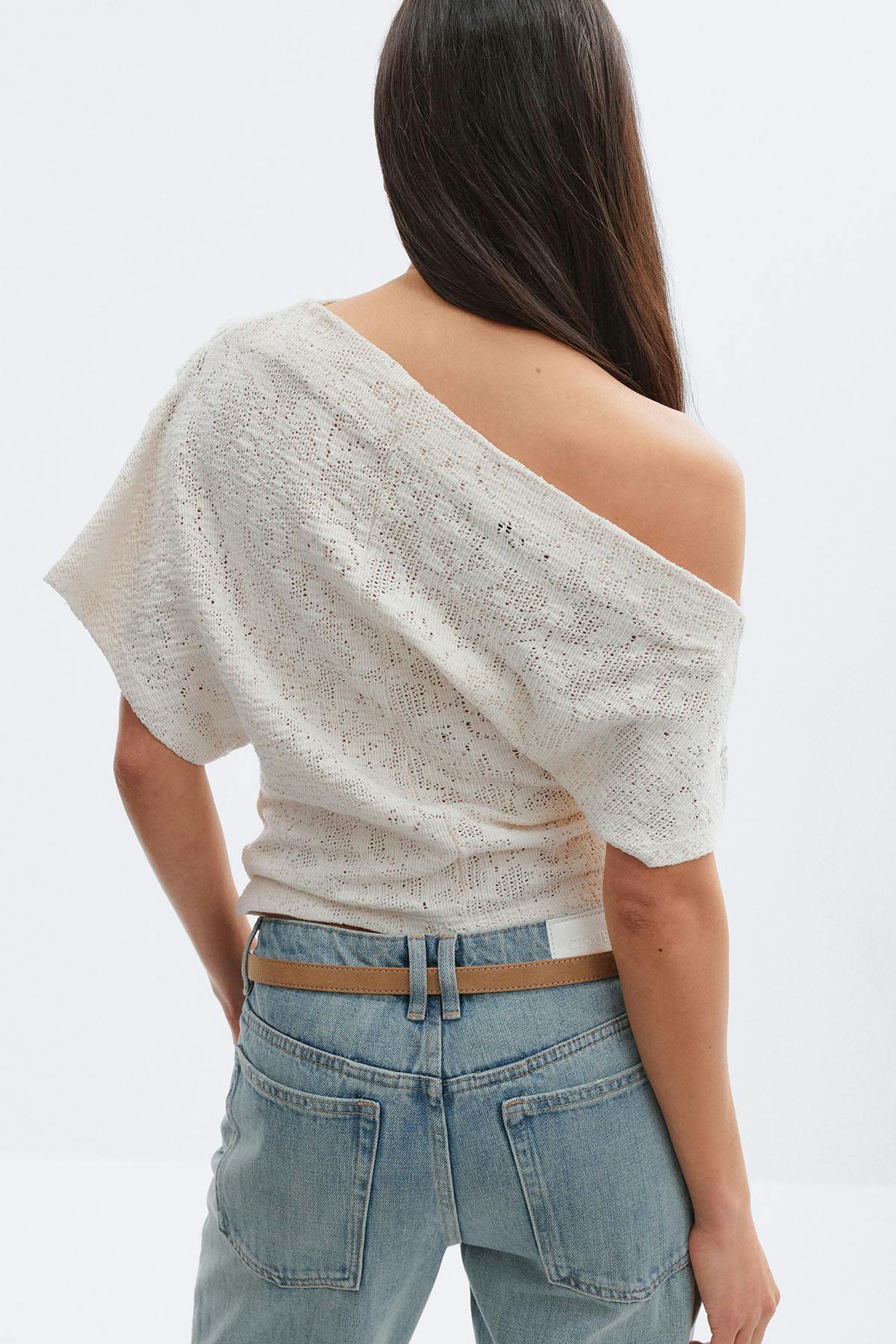 Lace dropped shoulder top