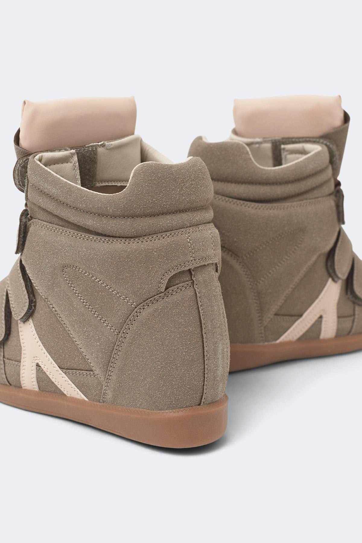 14+ wedge sneakers