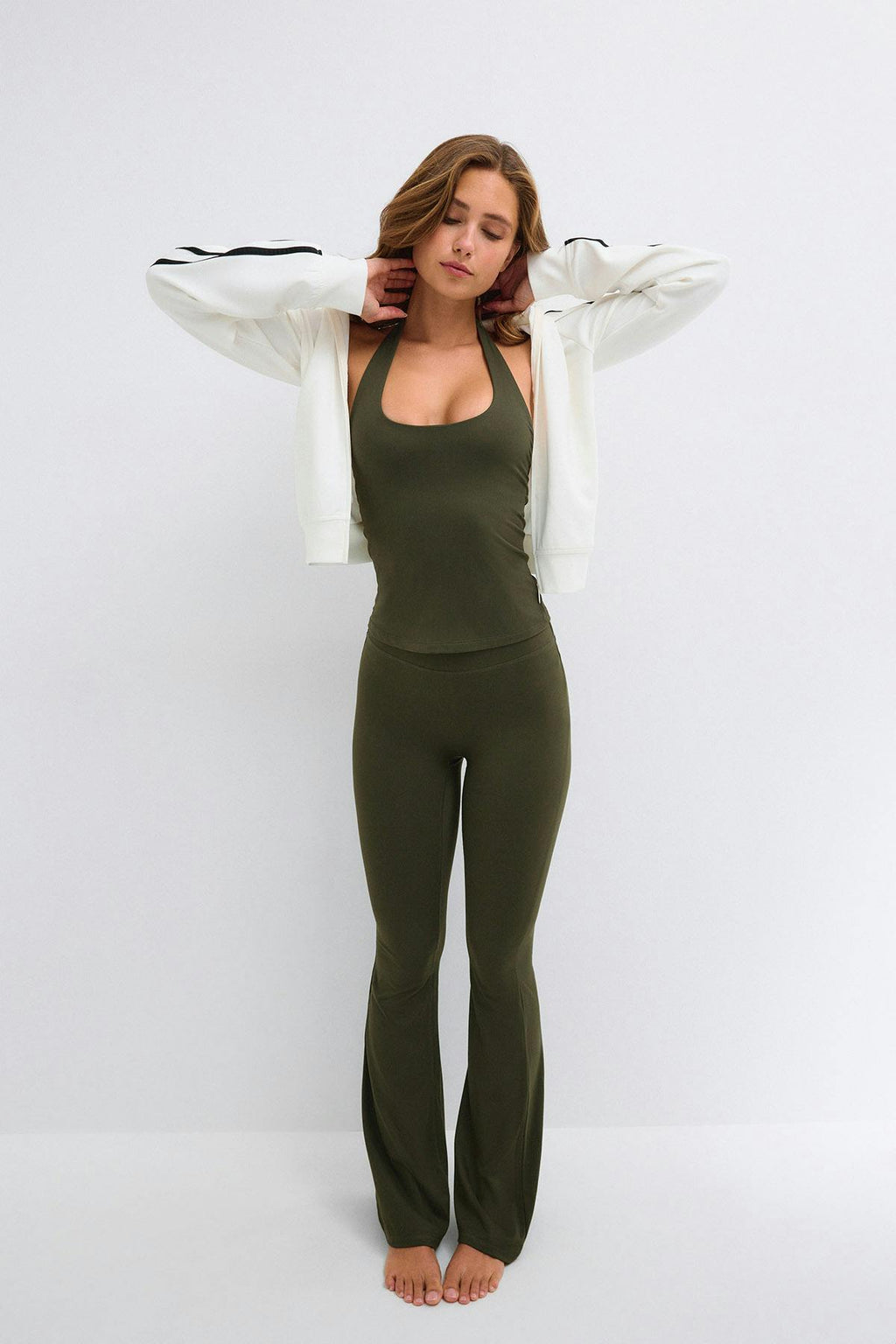 Halterneck yoga singlet