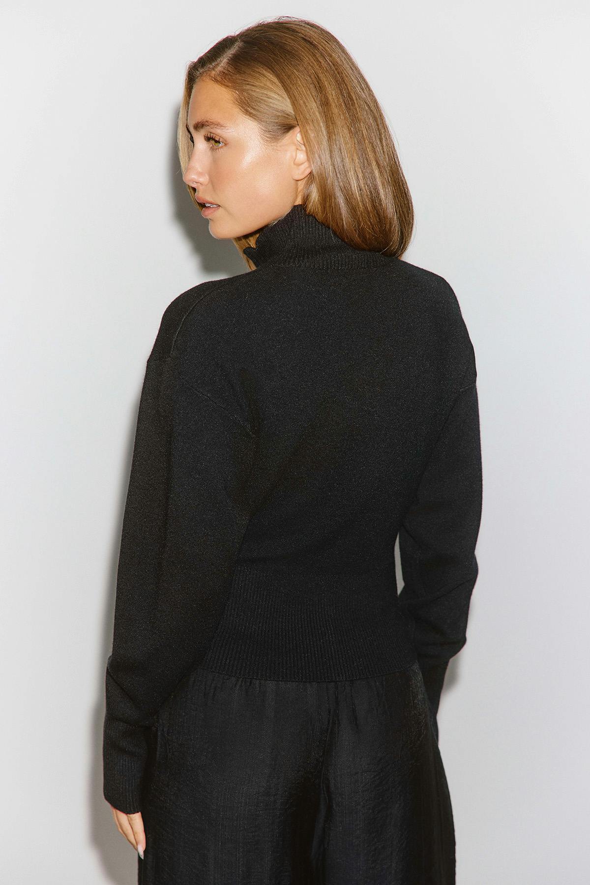 Knitted zip cardigan