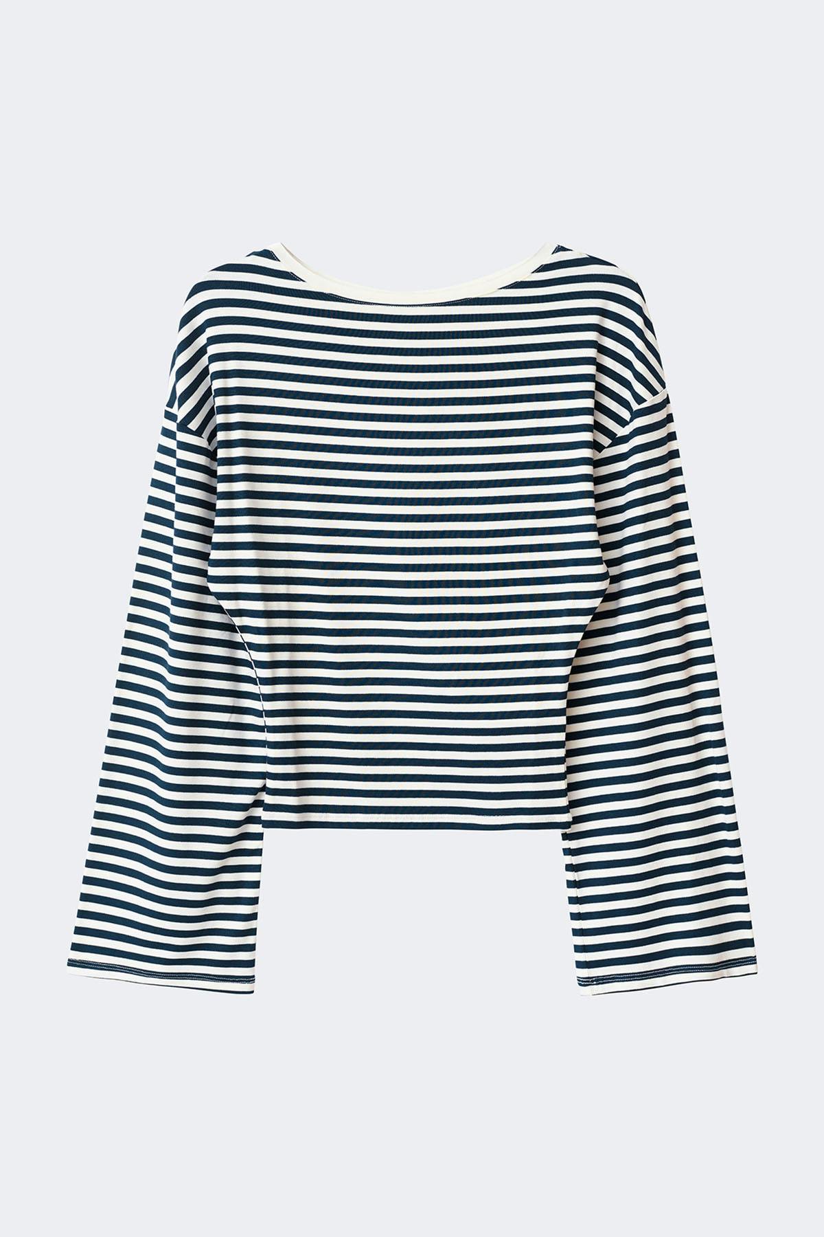 14+ fitted long sleeve top