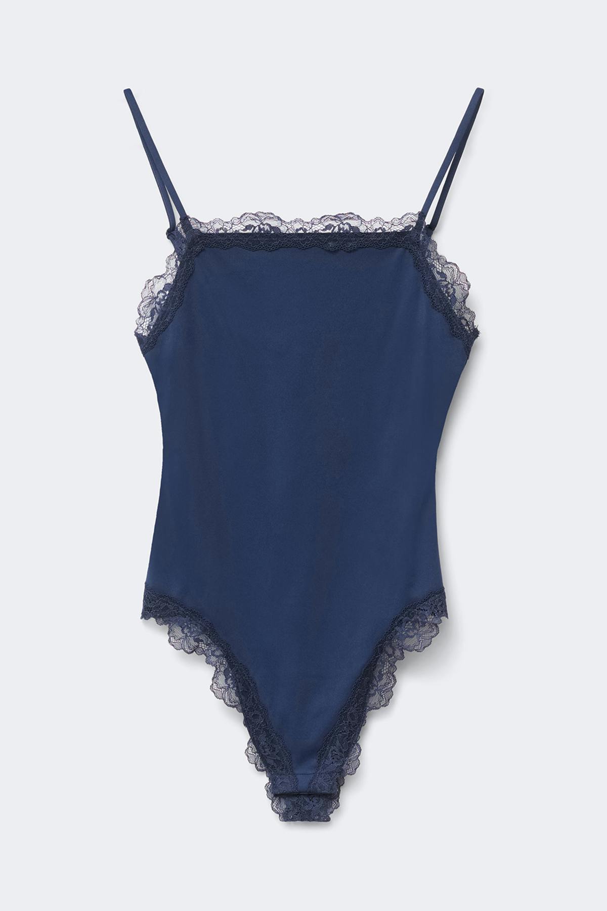 14+ lace detail body