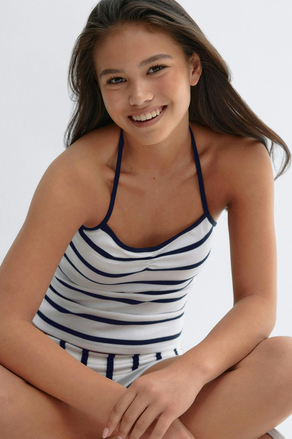 Y halterneck singlet