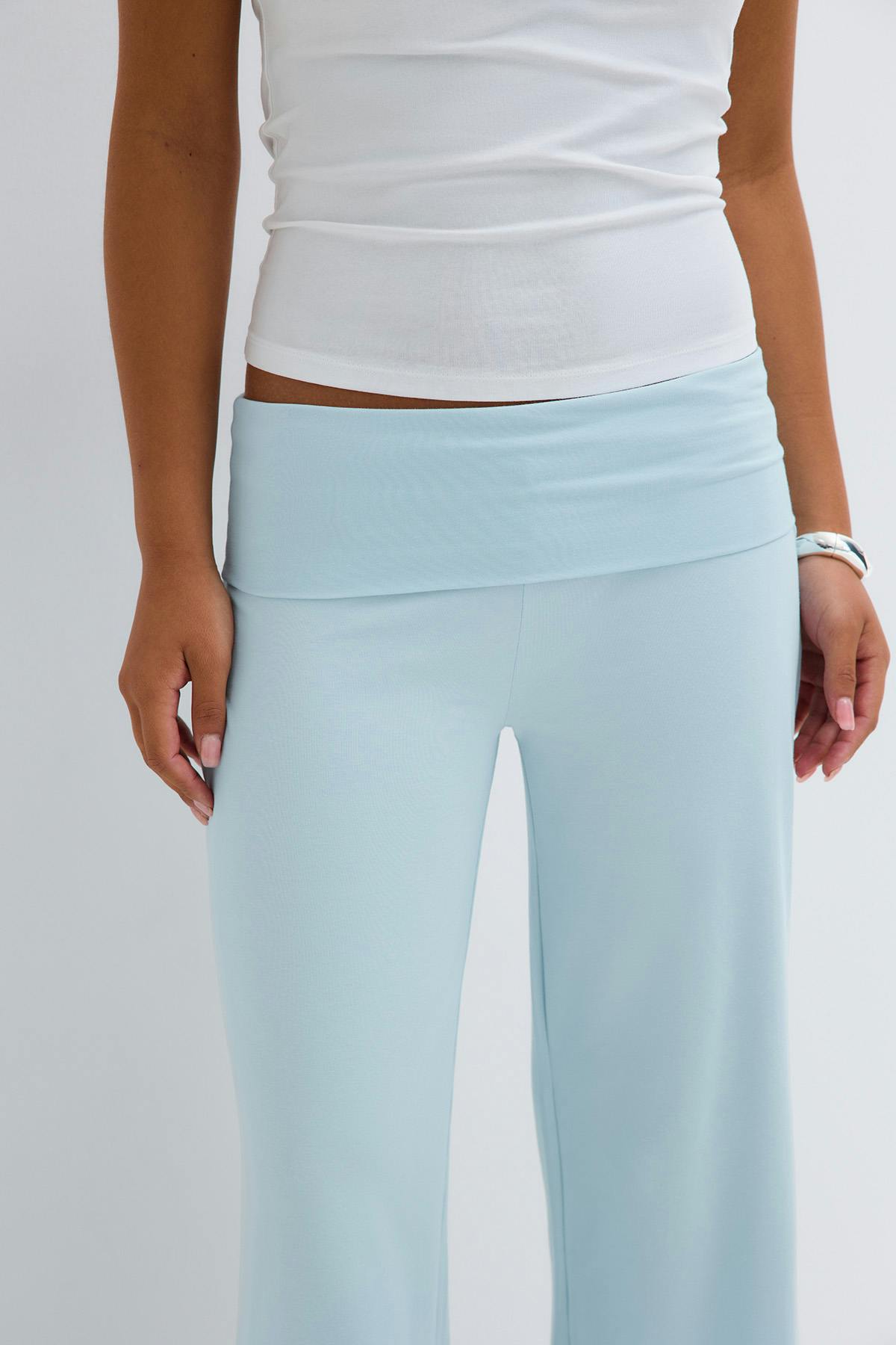 Y coral baggy yoga pants
