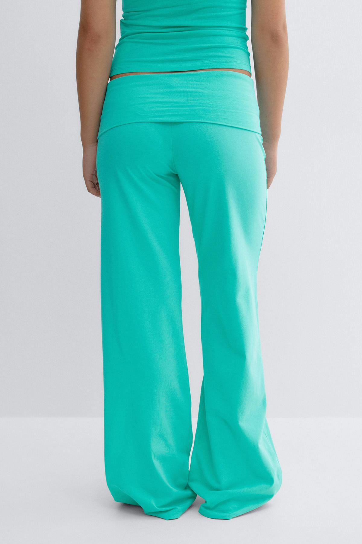 Y coral baggy yoga pants