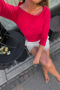 Quarter sleeve boatneck top