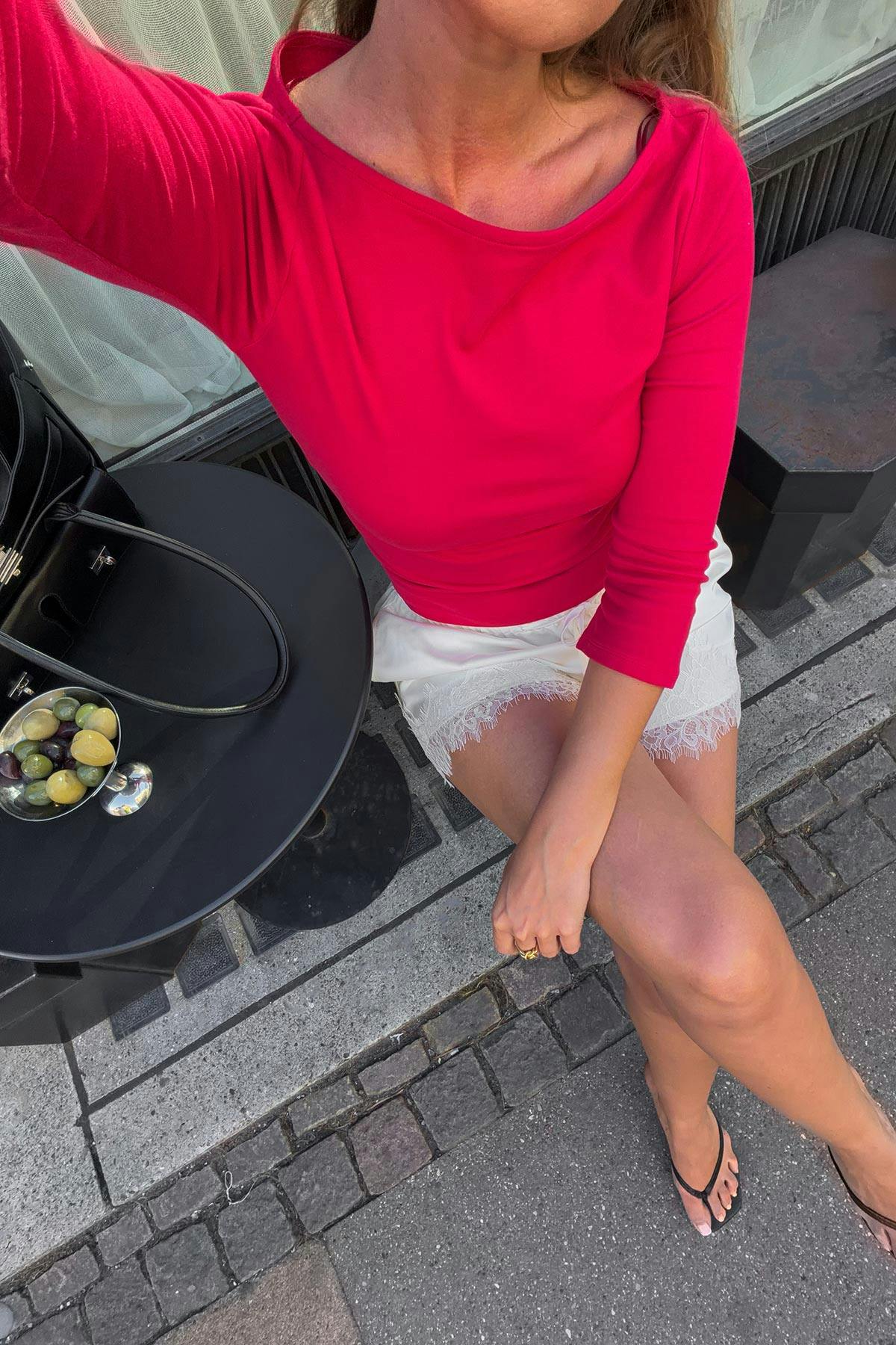 Quarter sleeve boatneck top