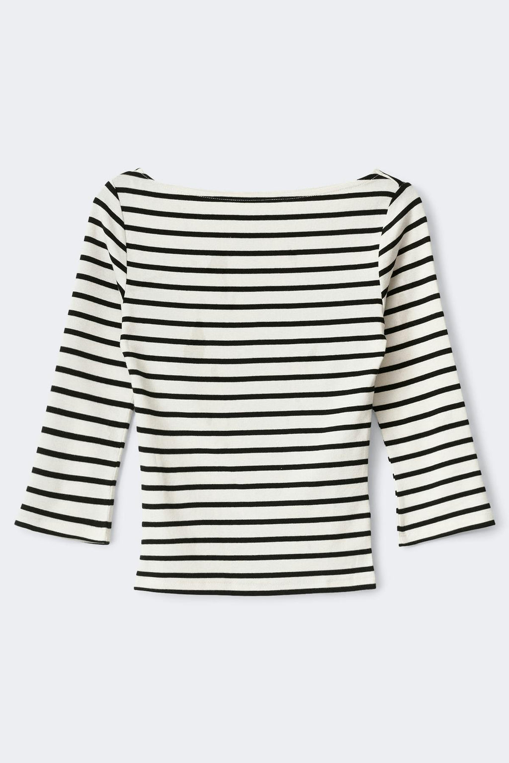 Quarter sleeve boatneck top