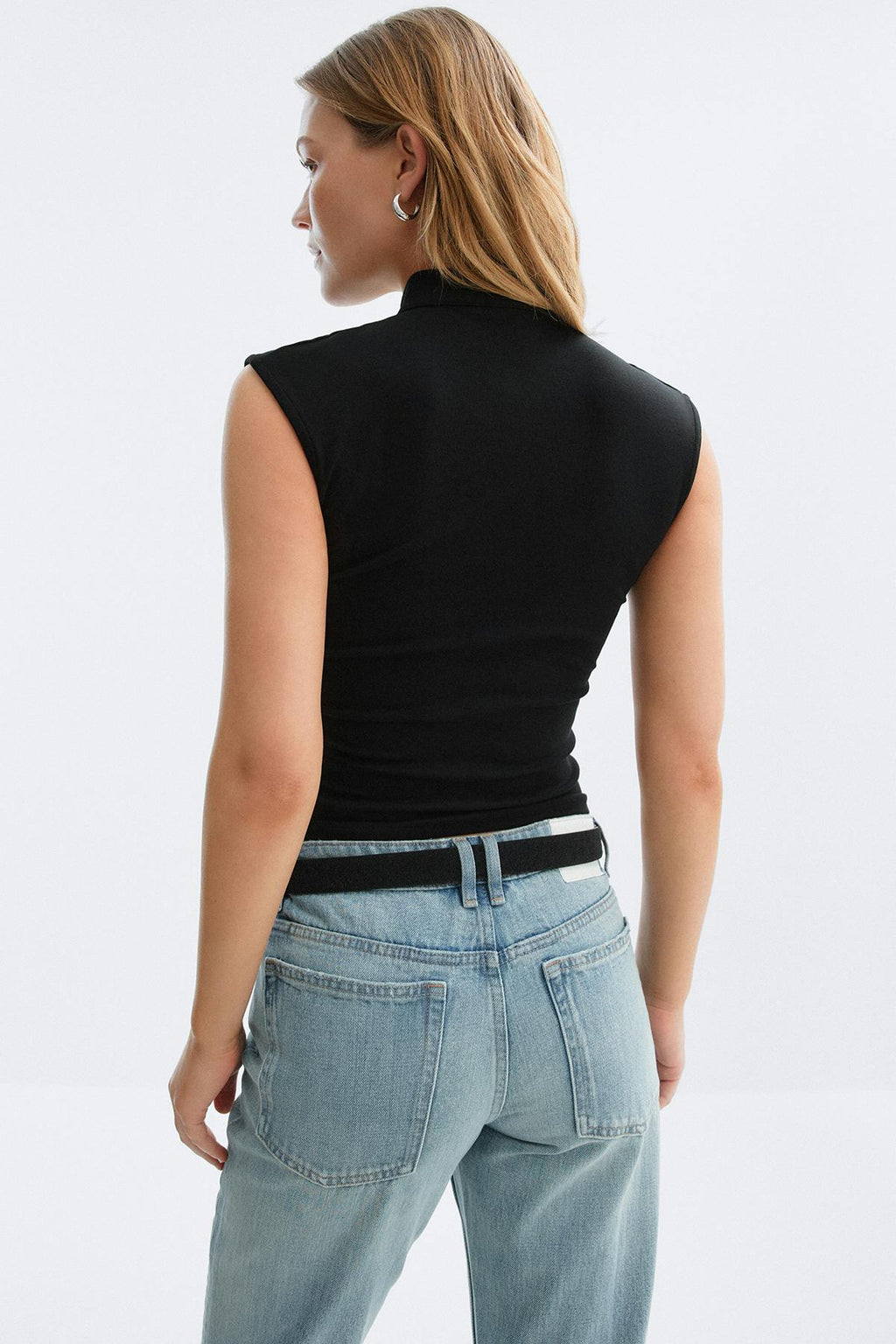 Mandarin collar button top