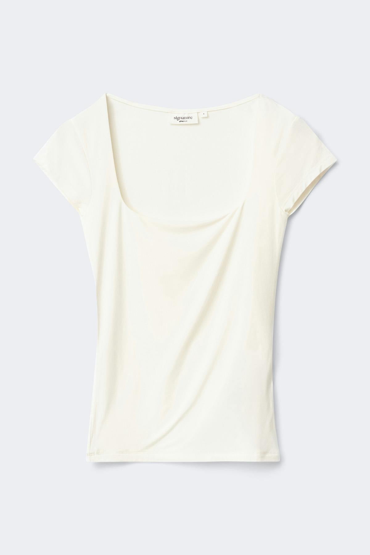 Slim fit short sleeve top