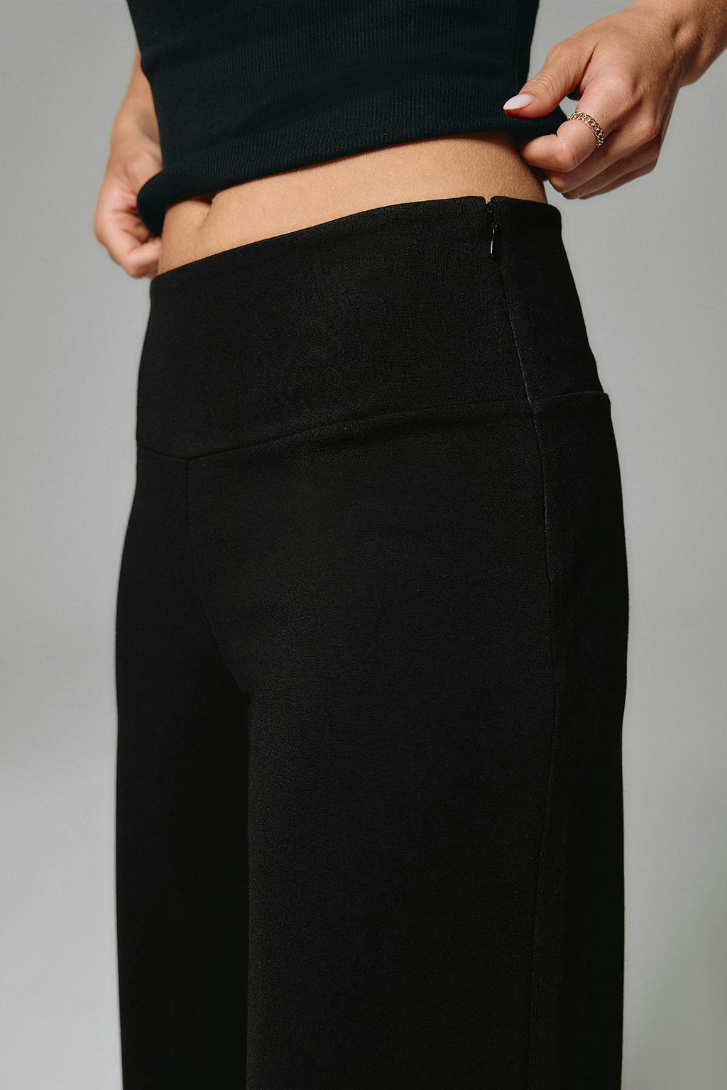 Mid waist wide trousers