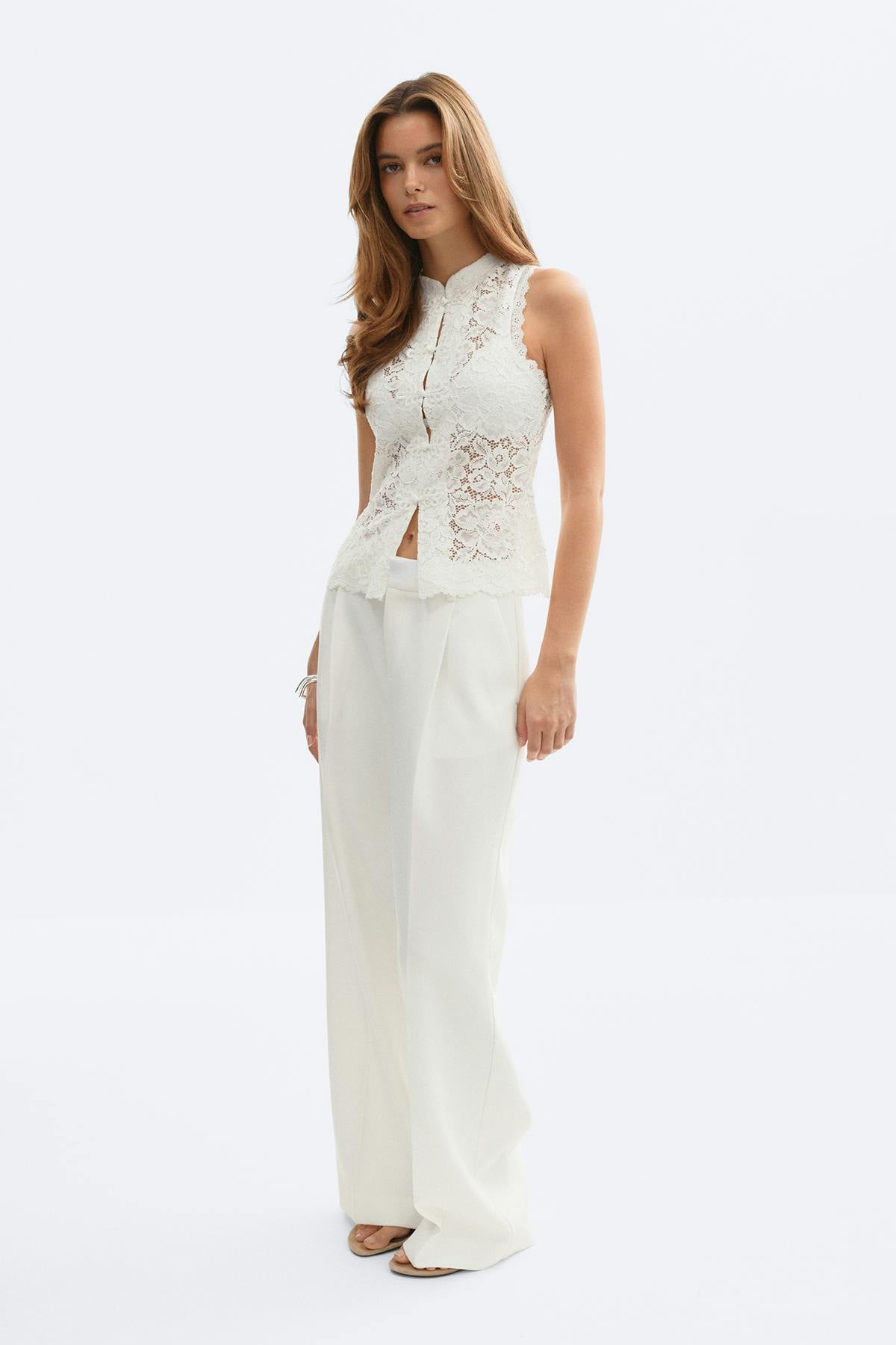 Sleeveless lace top
