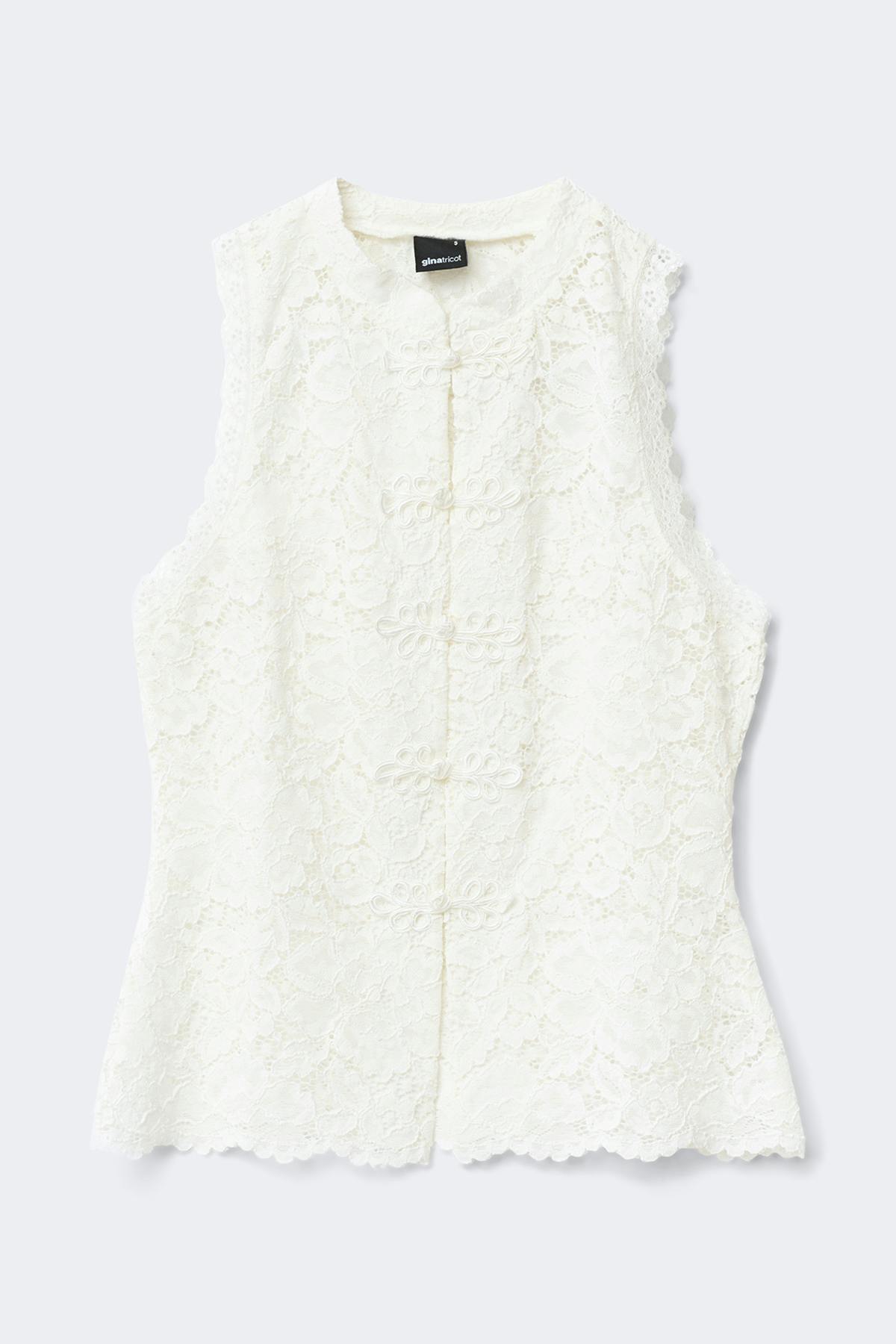 Sleeveless lace top