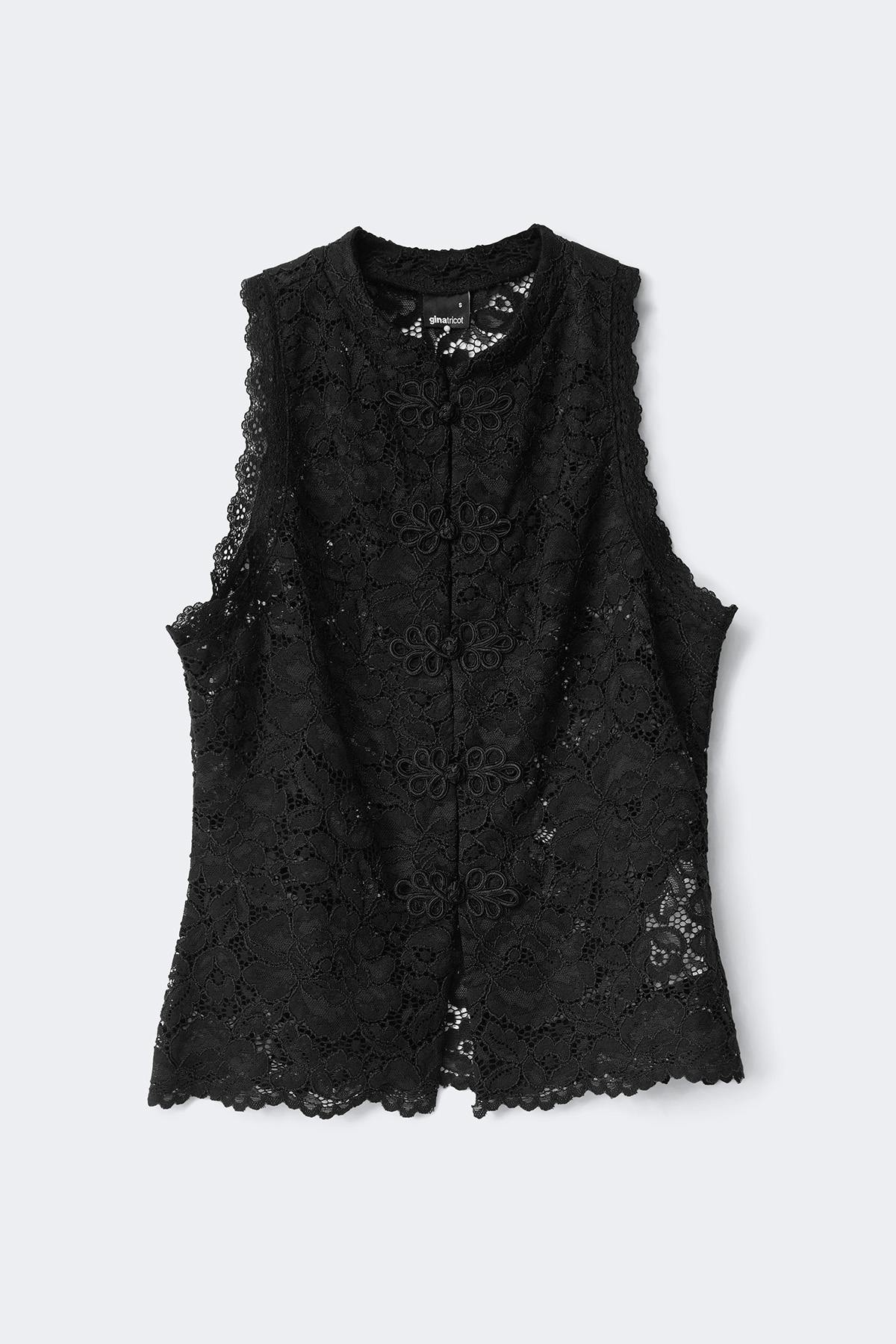 Sleeveless lace top