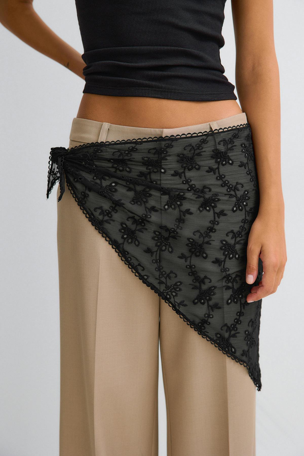 Embroidery hip scarf