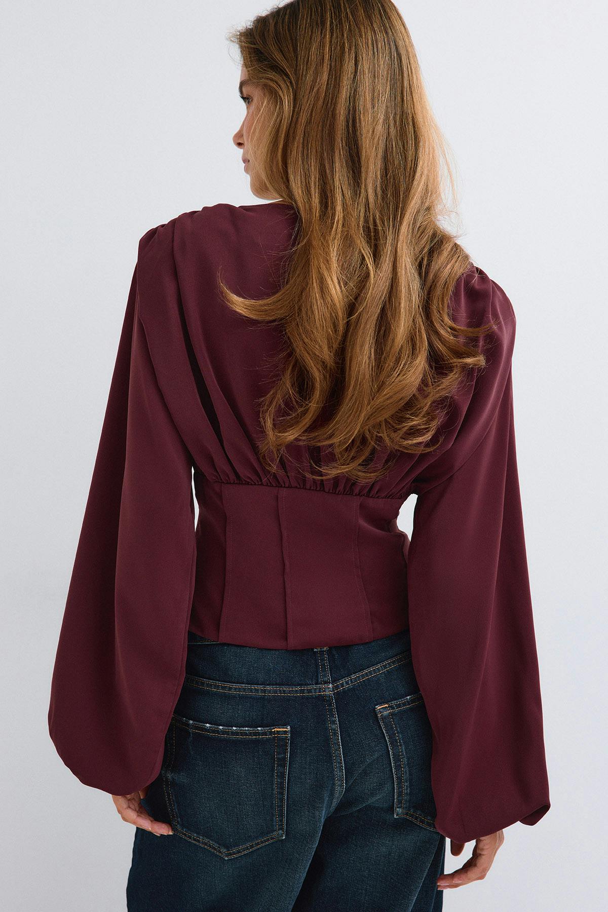 Shaped corset blouse