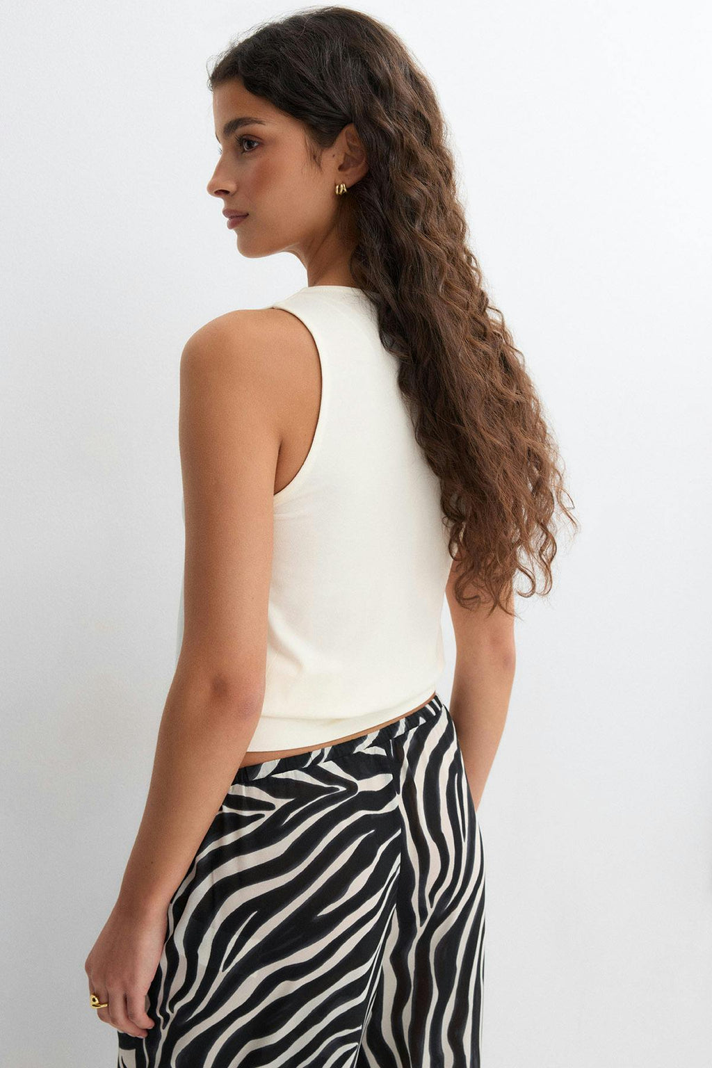 Cuff detail top
