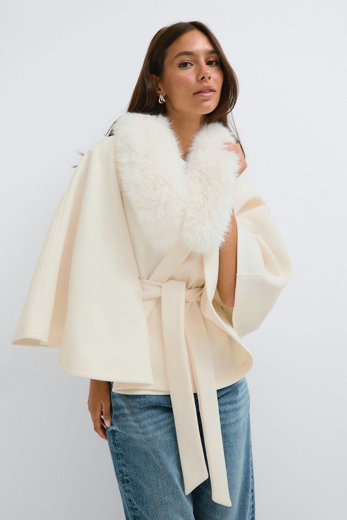 Faux fur collar cape jacket