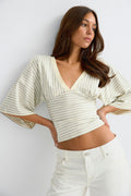 V-neck wide sleeve top