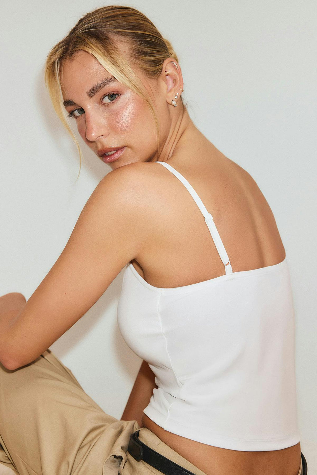 Soft sculpt padded singlet