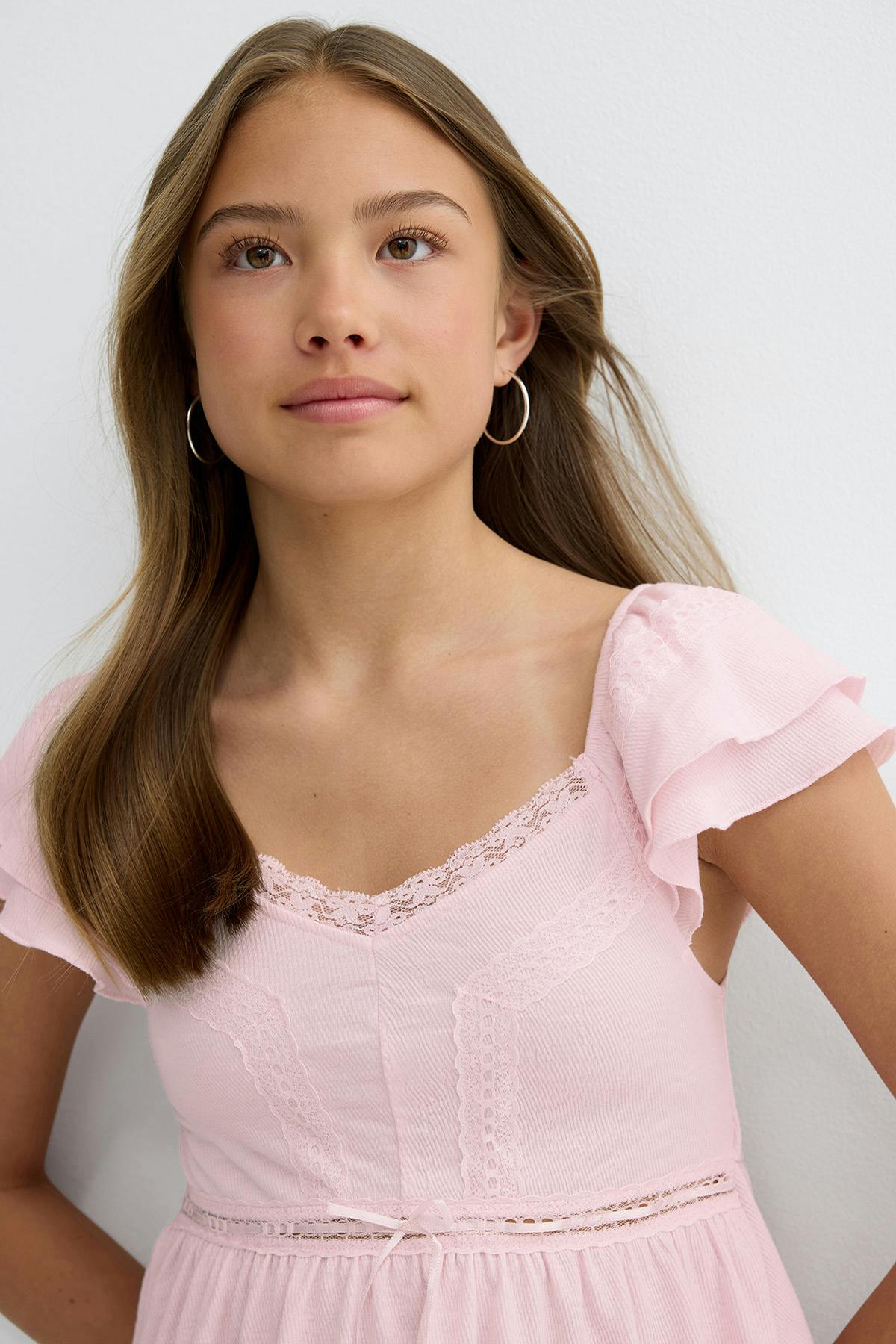 Y frill detail top