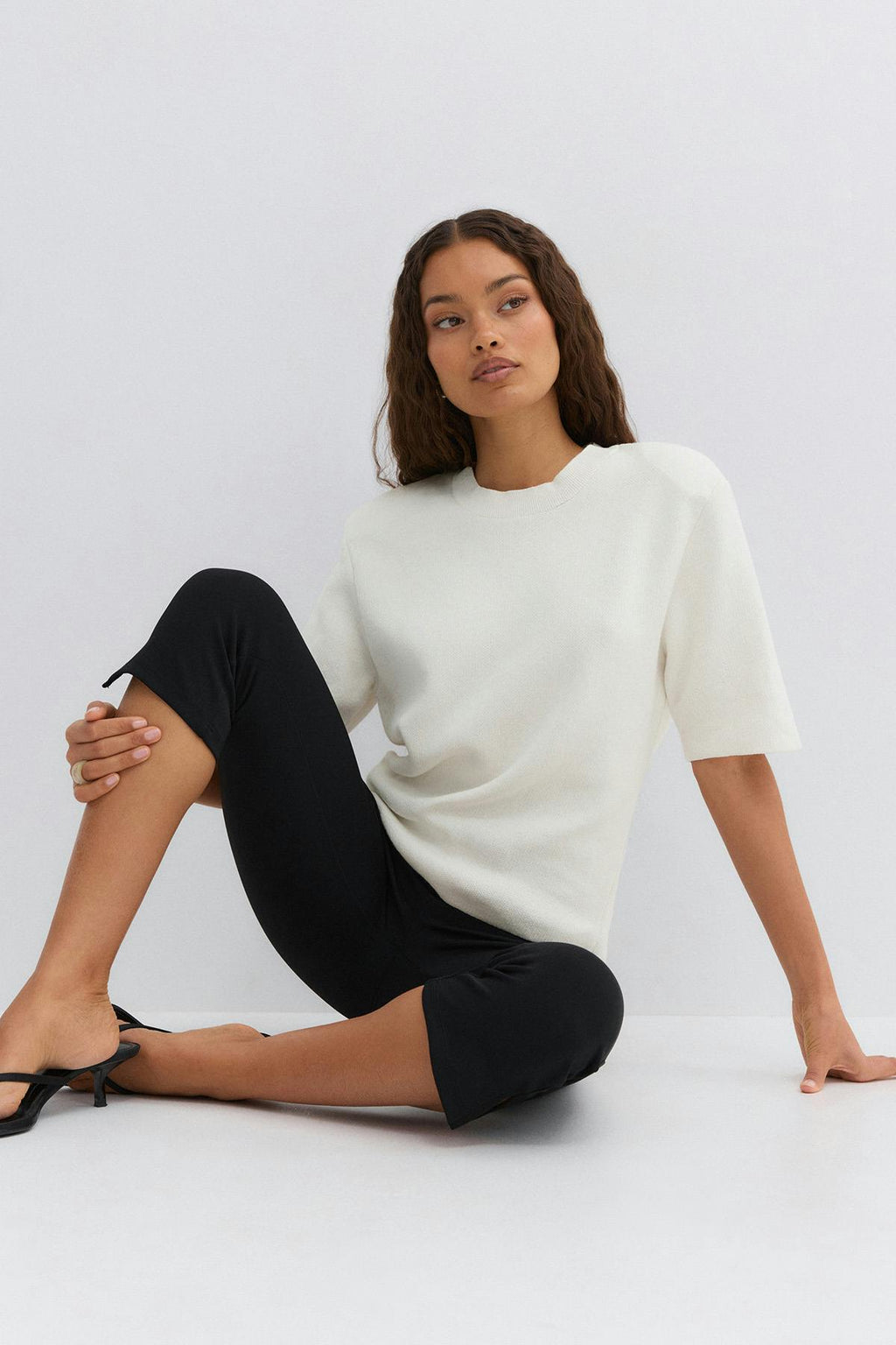 Shoulder pad knitted top