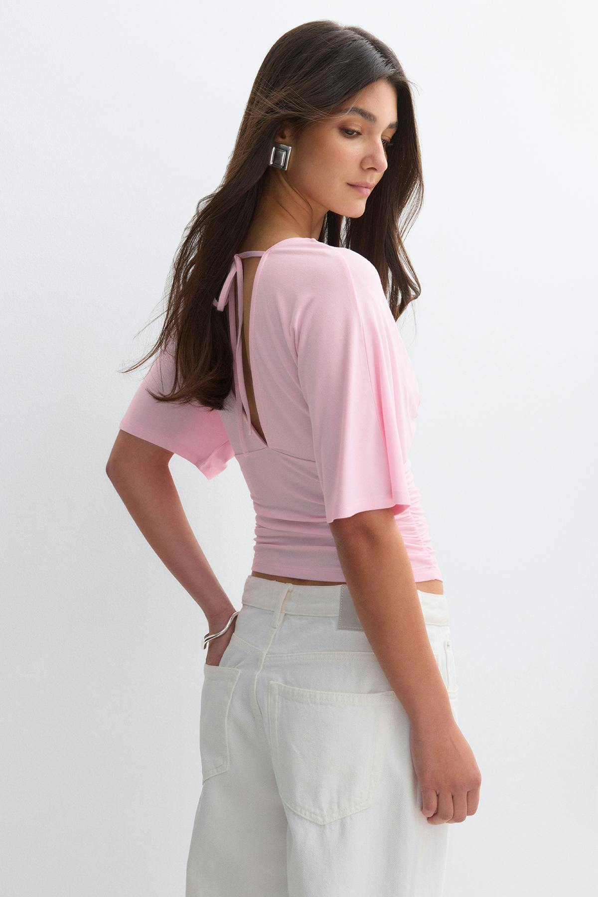 Shaped v-neck top
