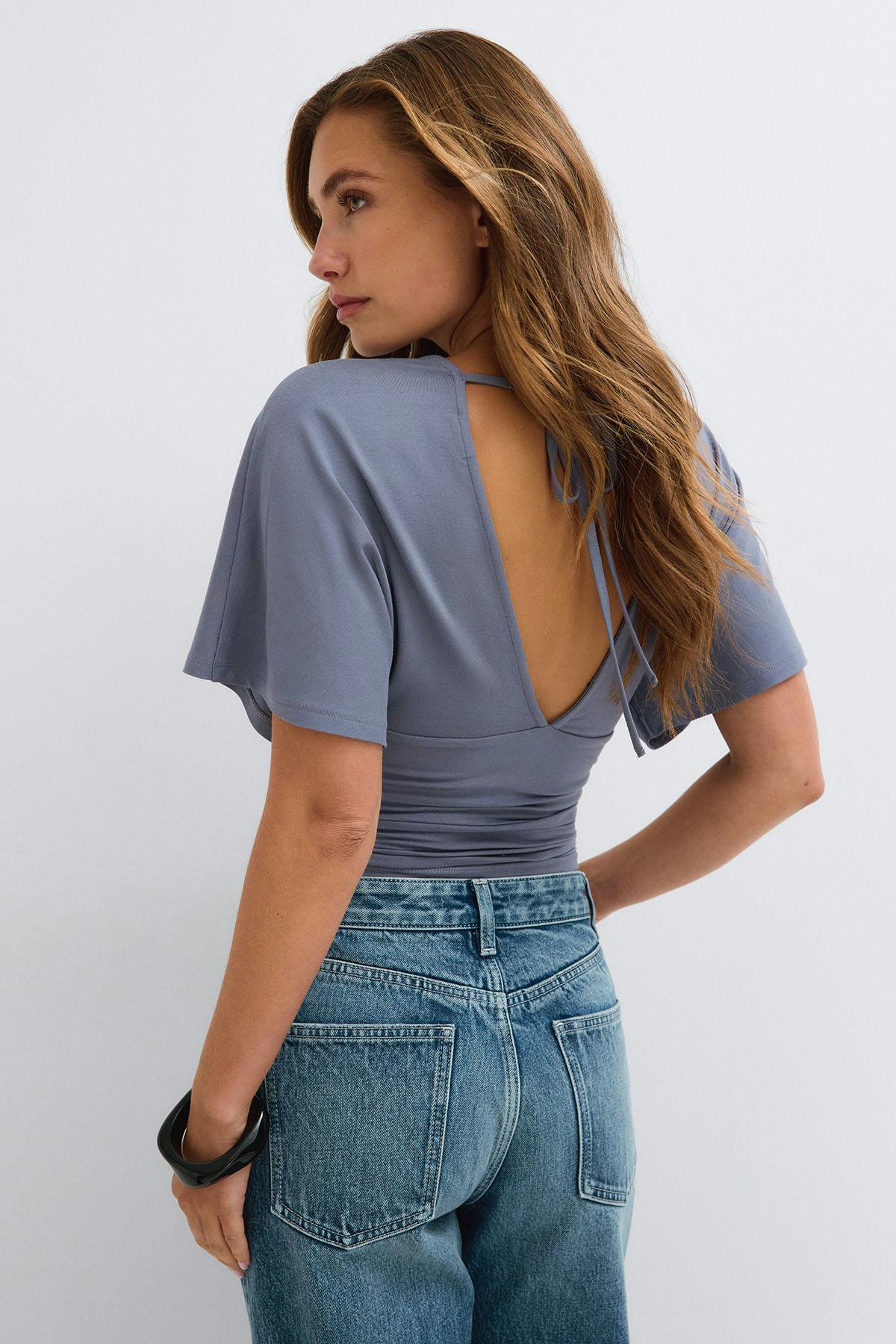 Shaped v-neck top