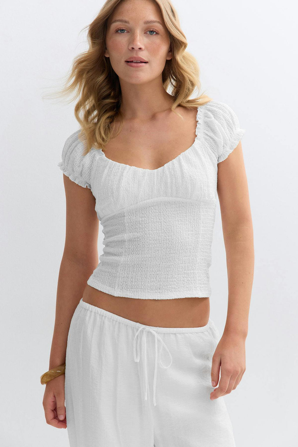 Textured puff sleeve top