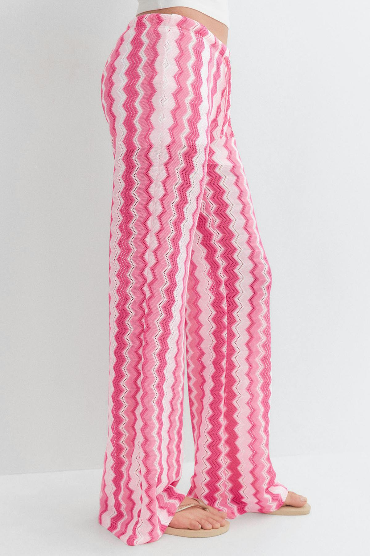 Y stripe trousers