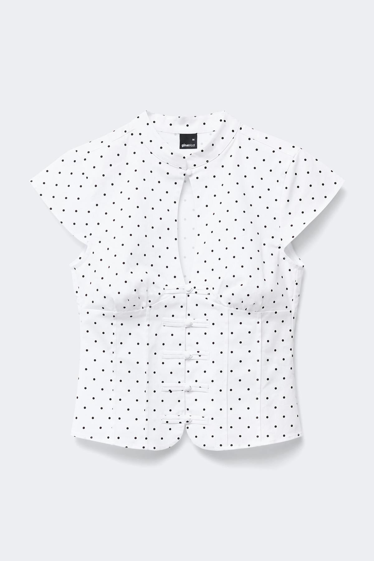 Keyhole top