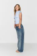 Keyhole top