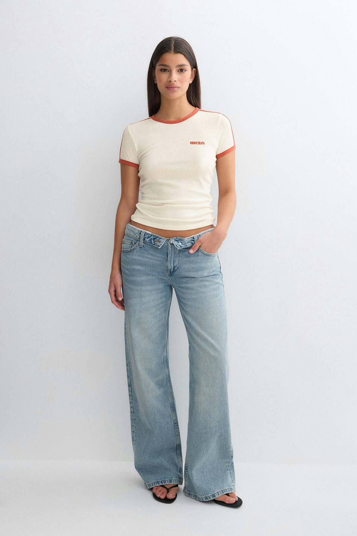 Tight tee