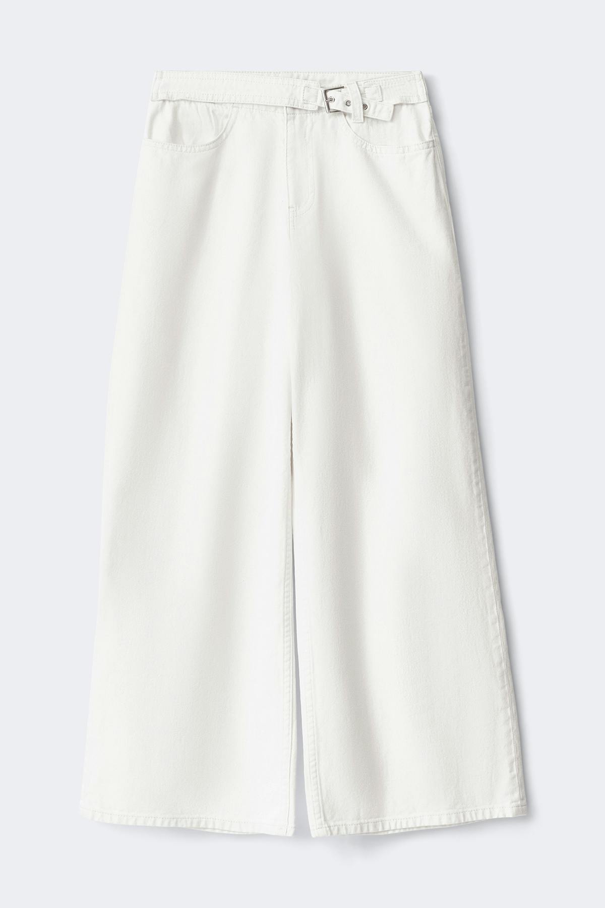Buckle baggy jeans