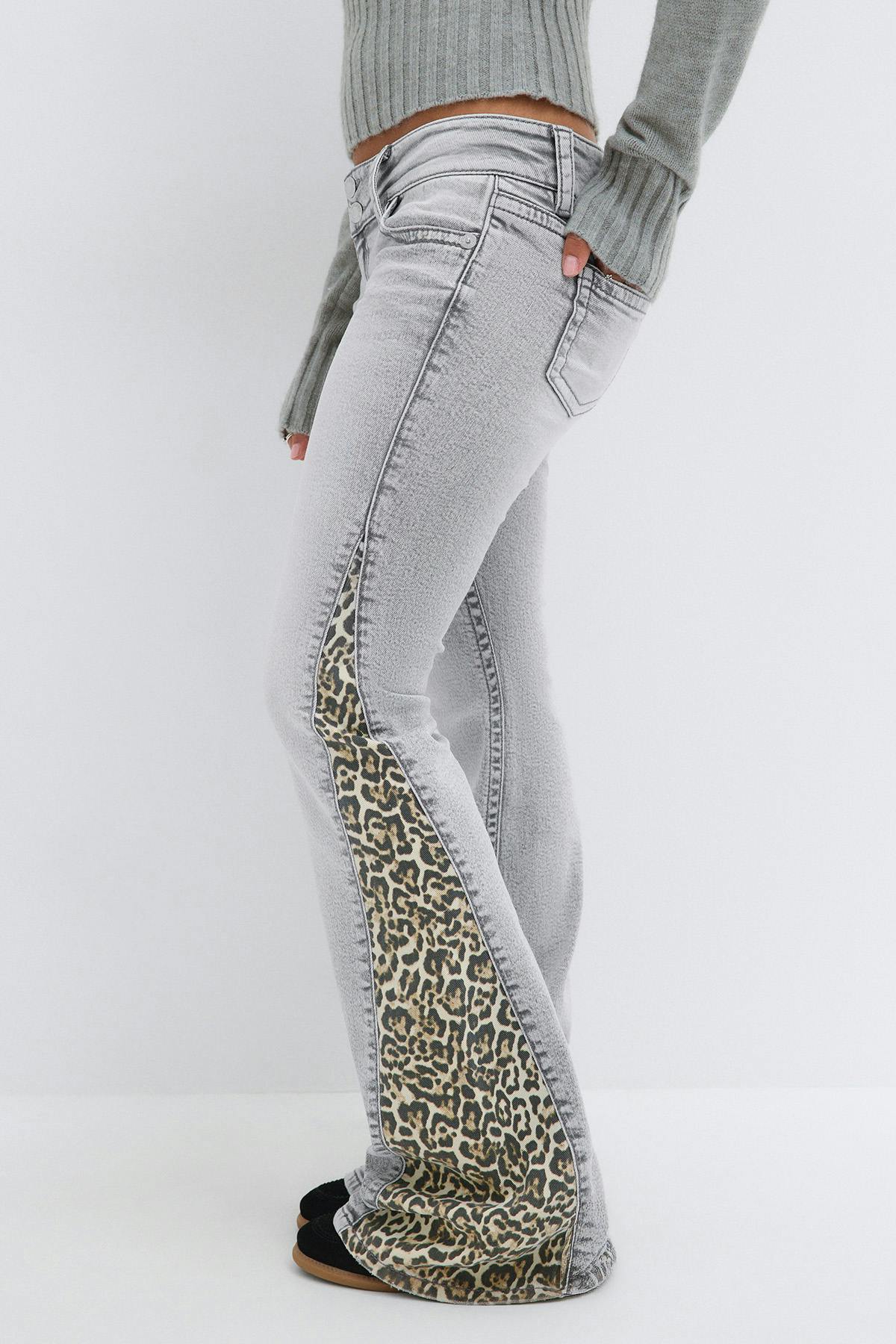14+ wedge iconic flare jeans