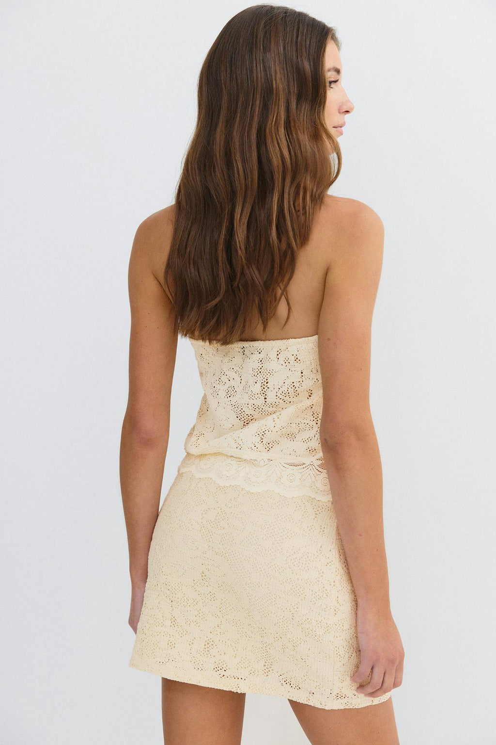 Lace mini skirt