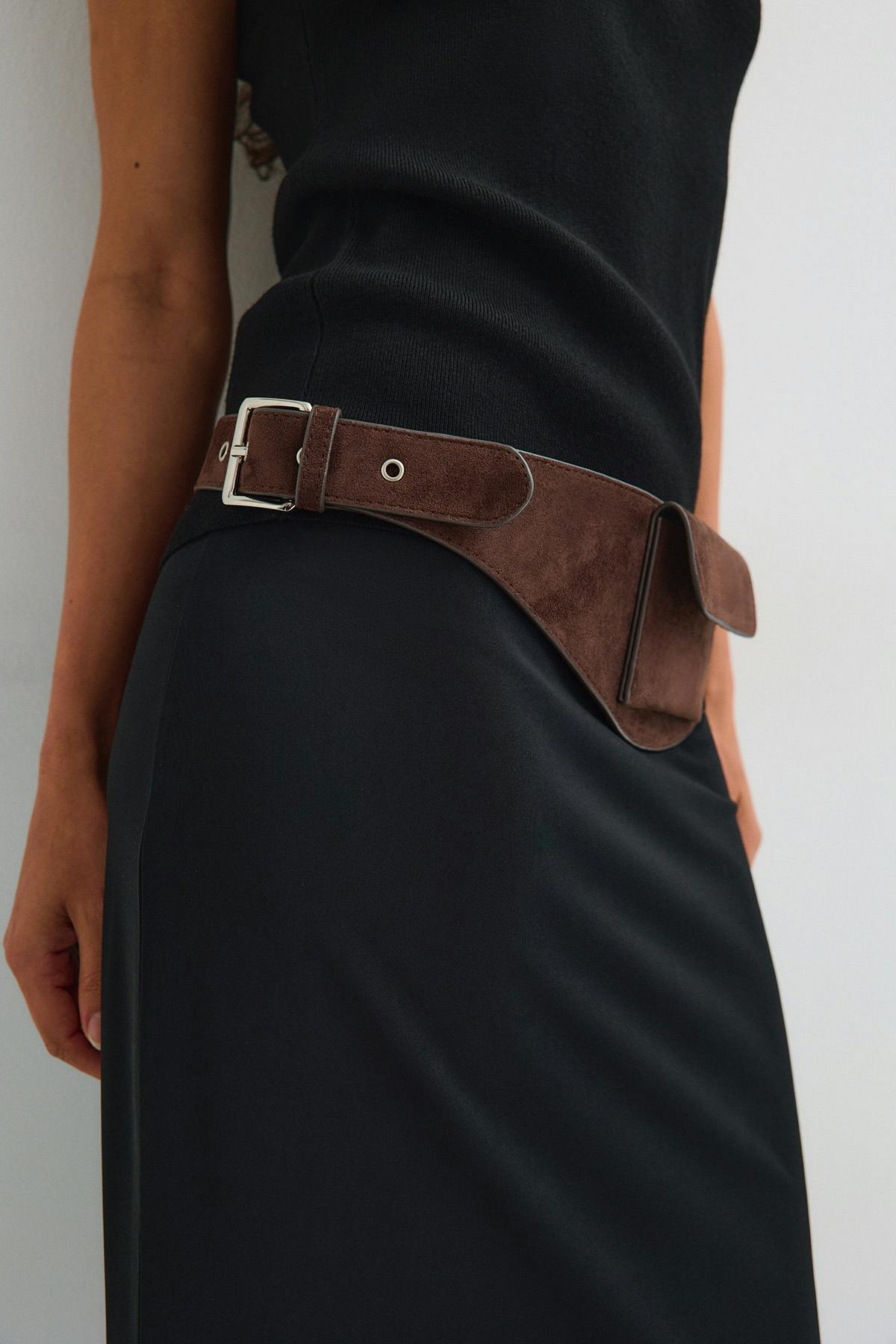 Pocket hip belt