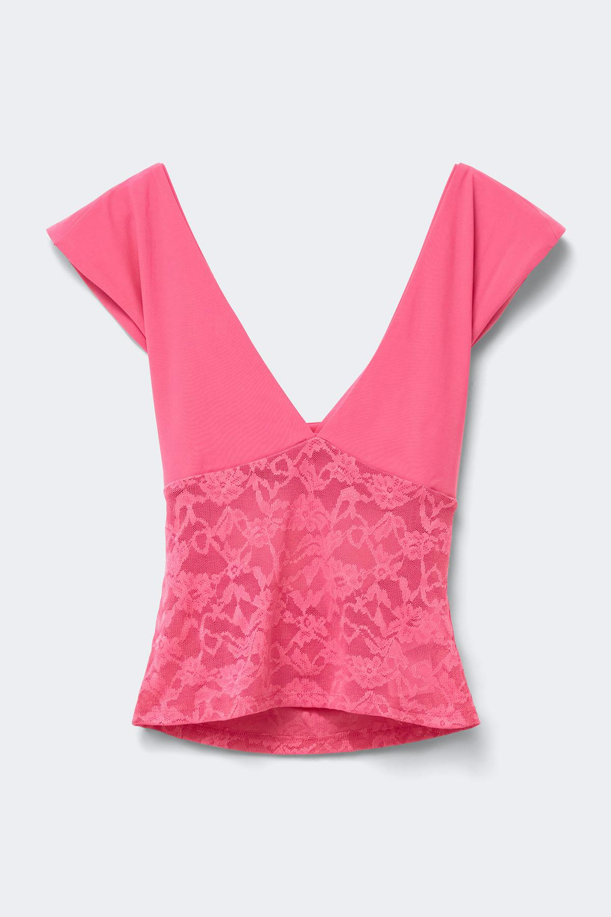 14+ lace detail top