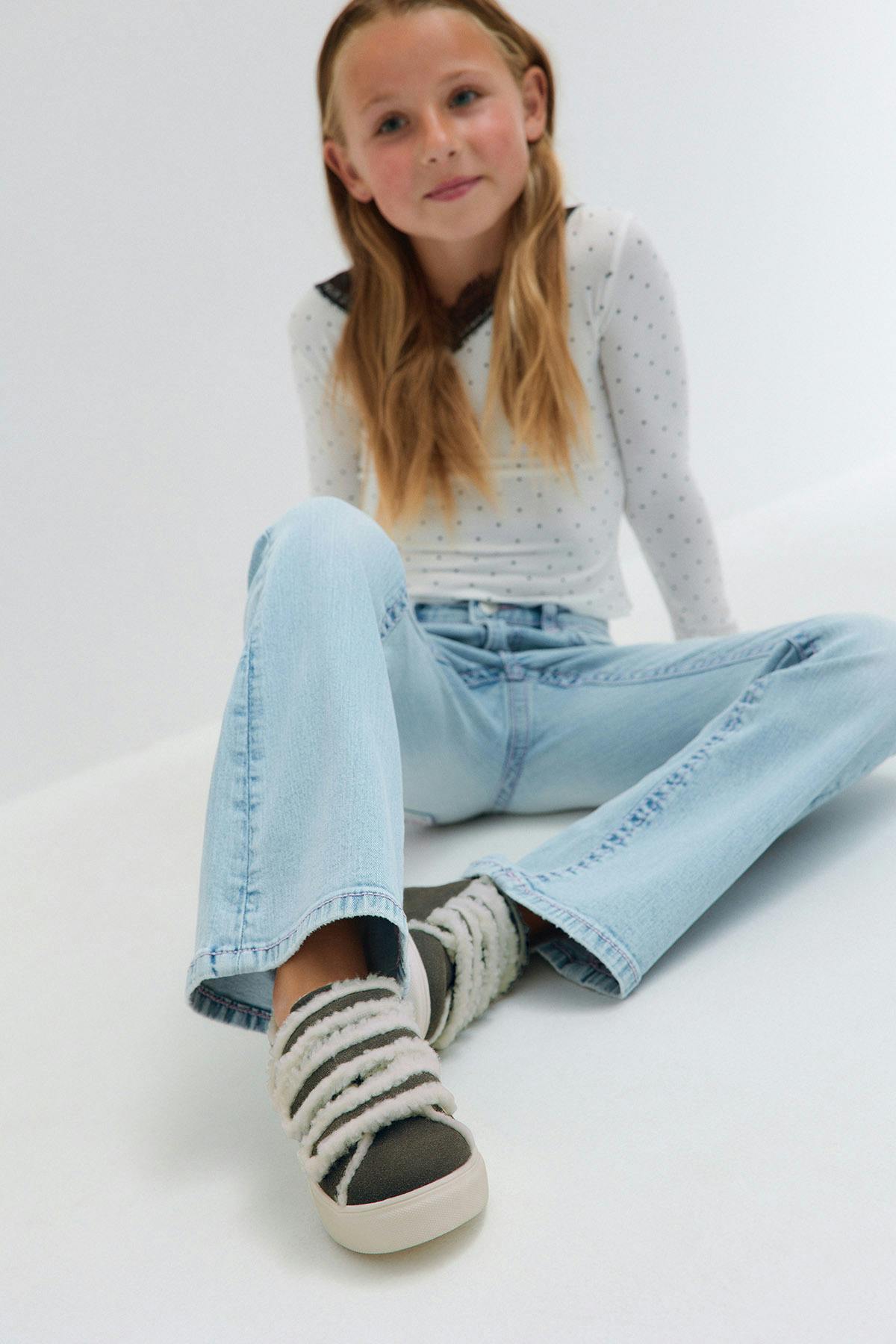 Y petit teddy sneakers