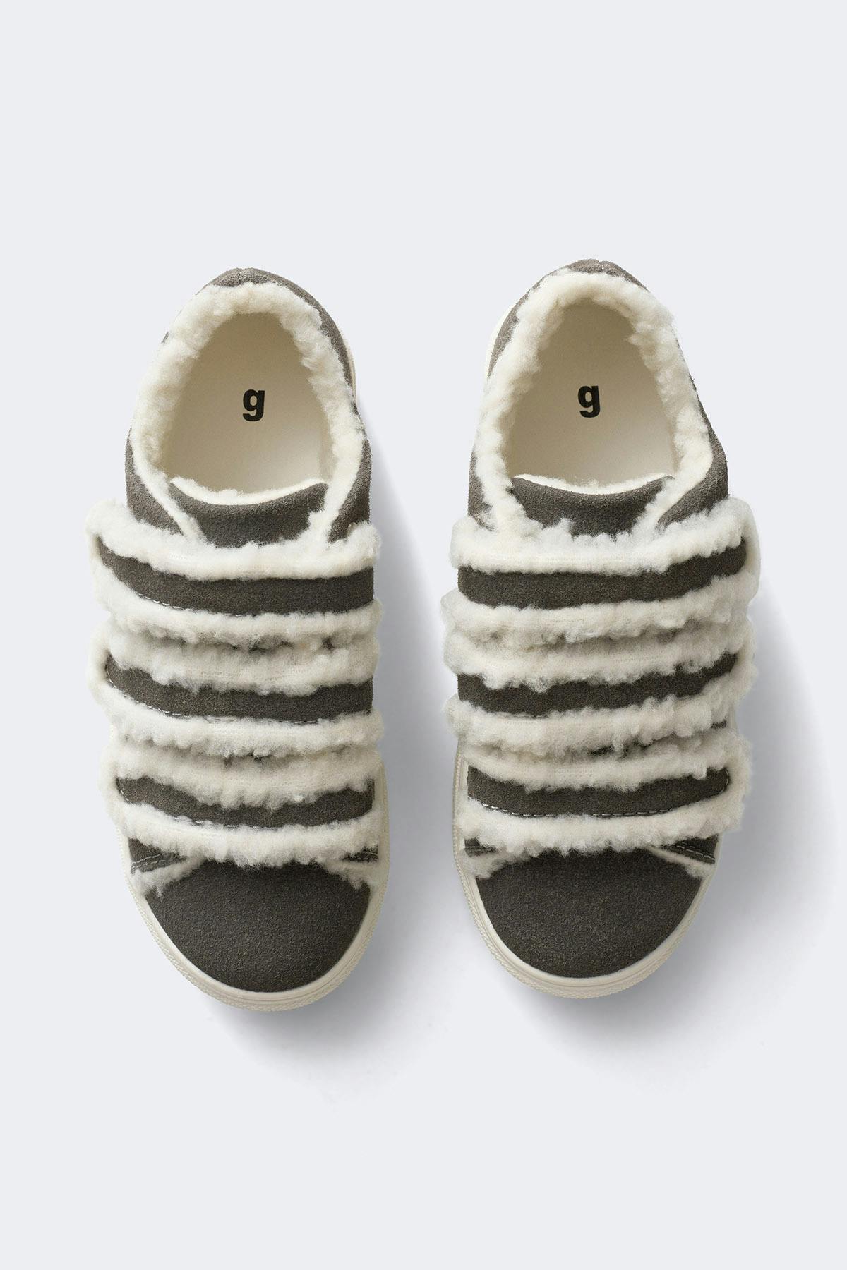 Y petit teddy sneakers