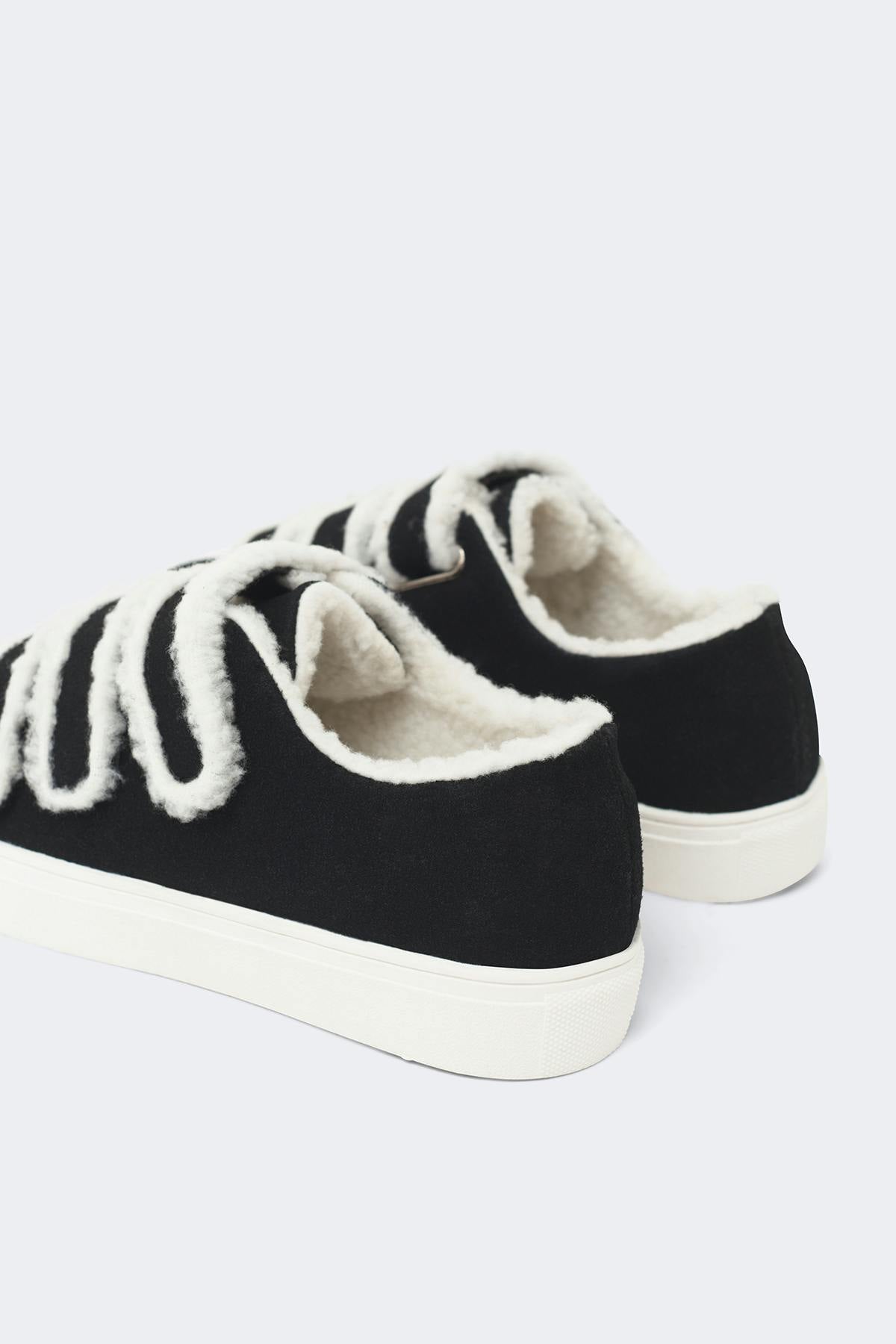 14+ teddy sneakers