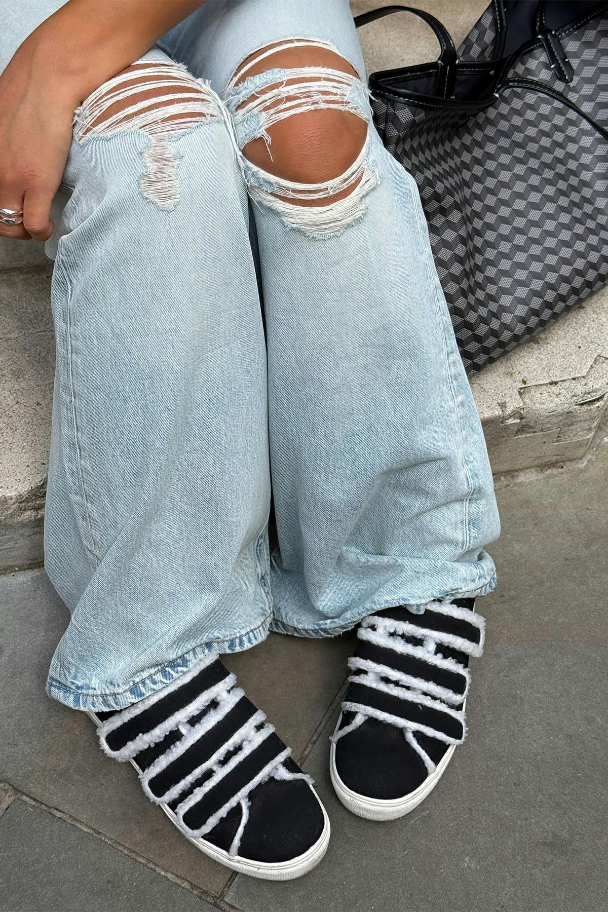 14+ teddy sneakers