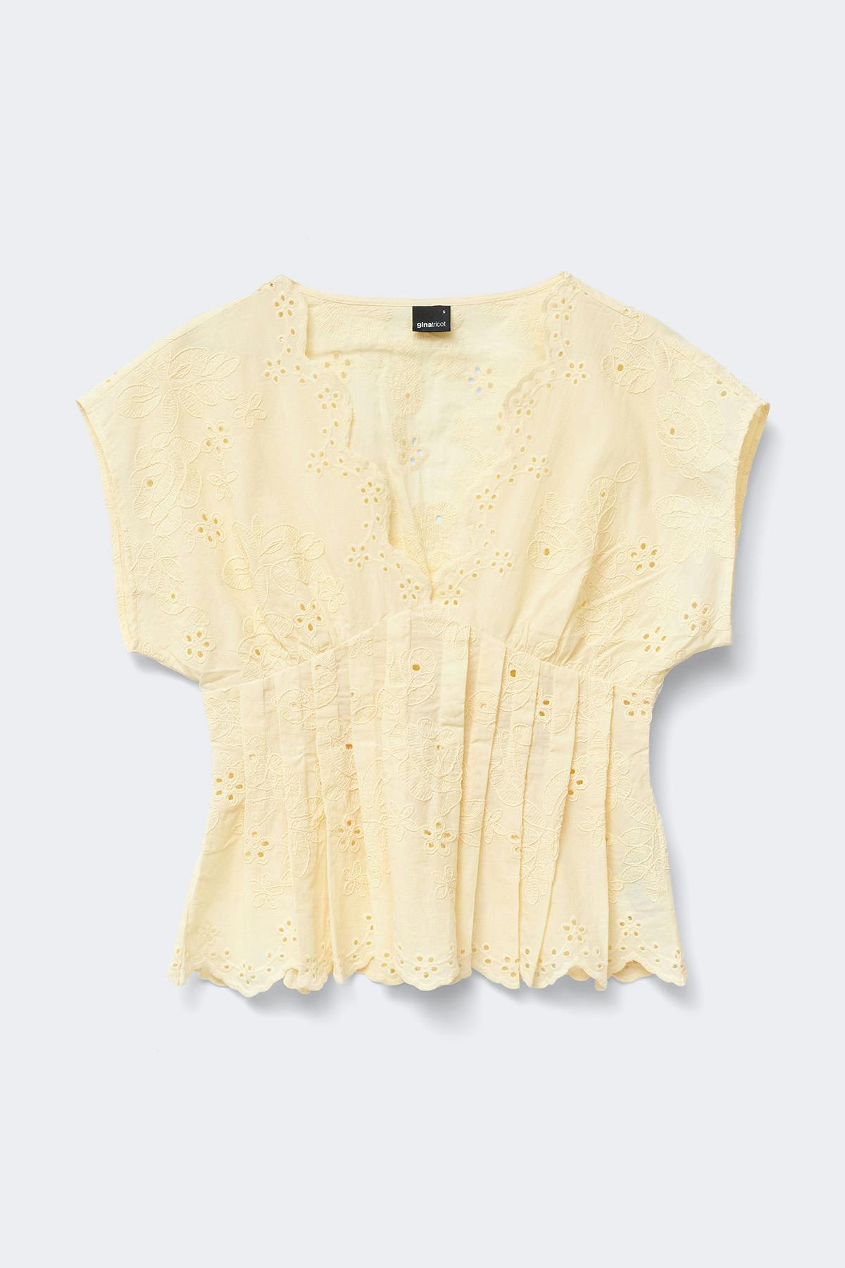 Broderie anglaise blouse
