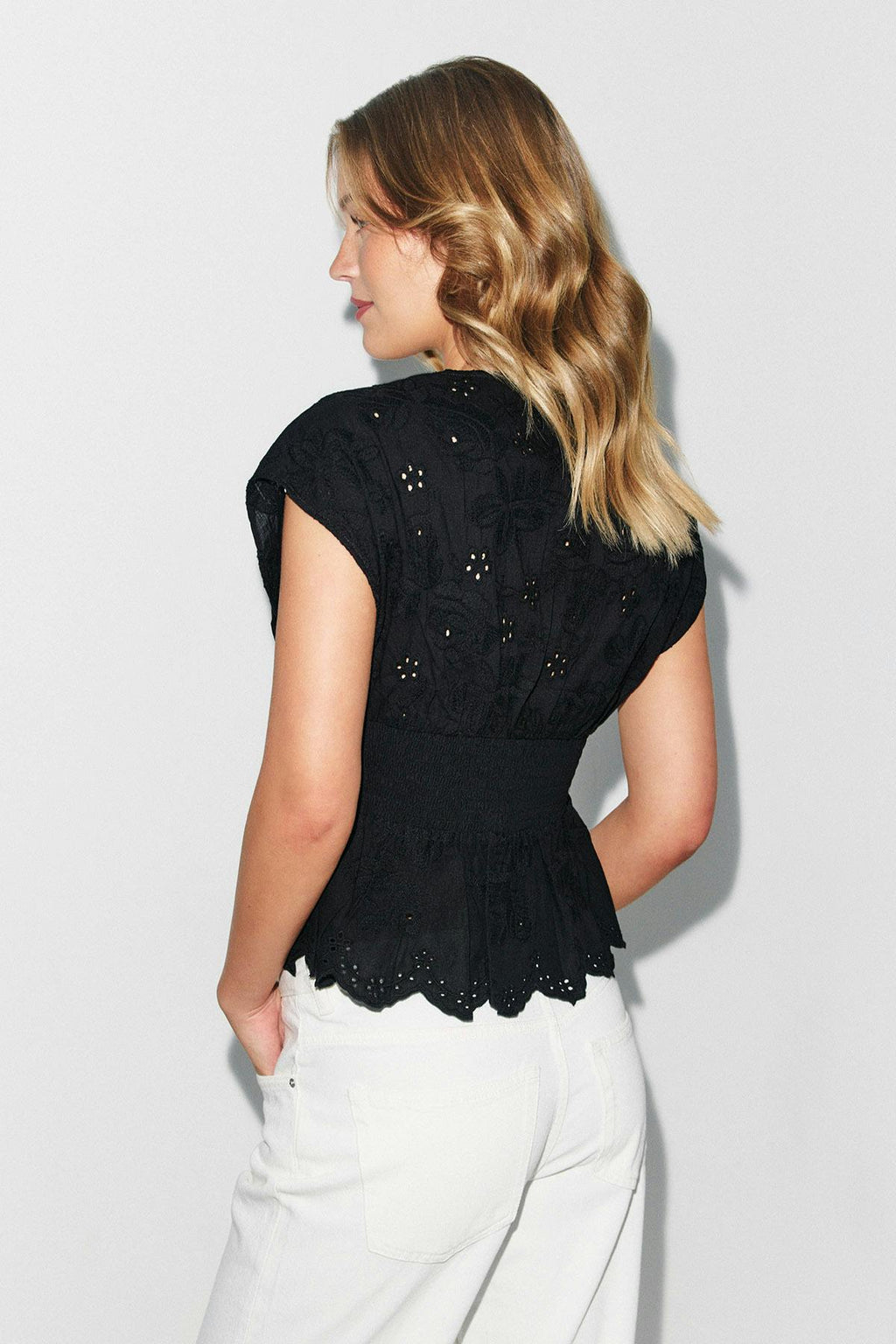 Broderie anglaise blouse