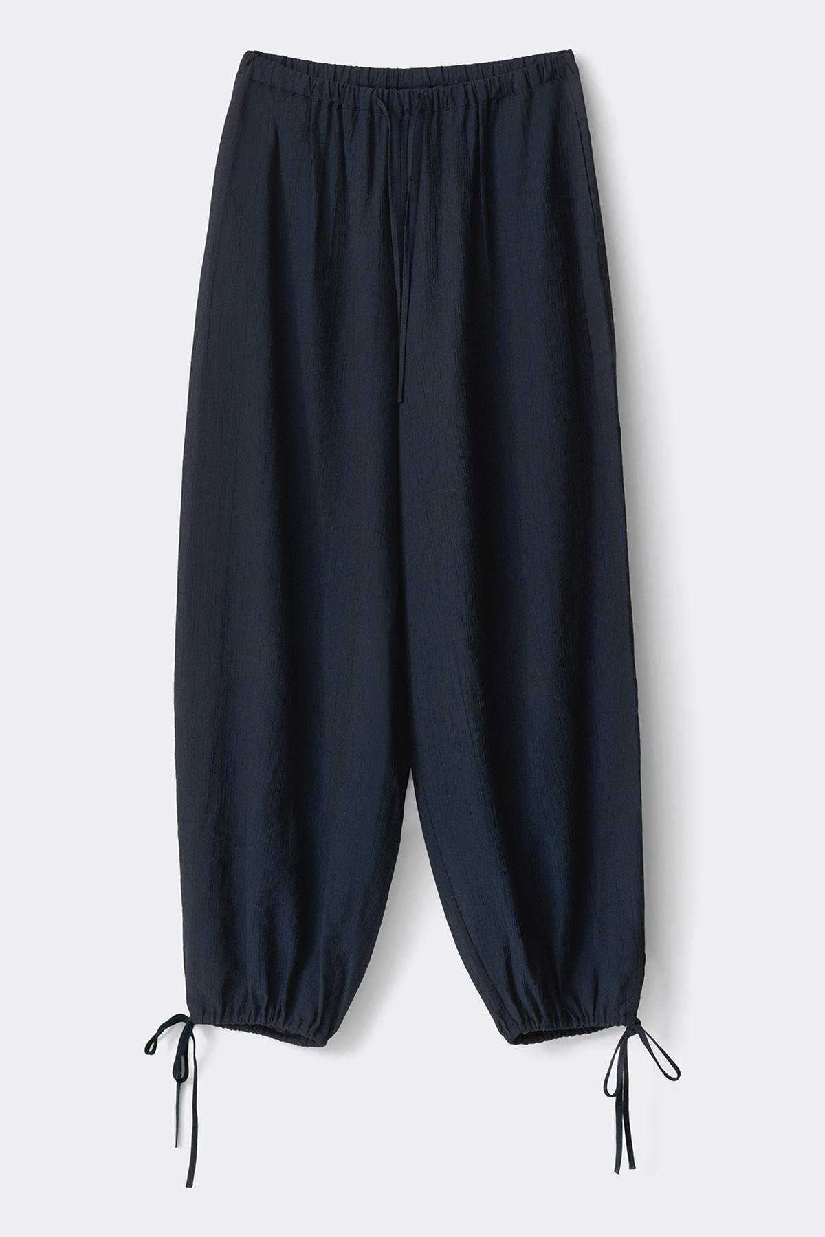 Balloon trousers