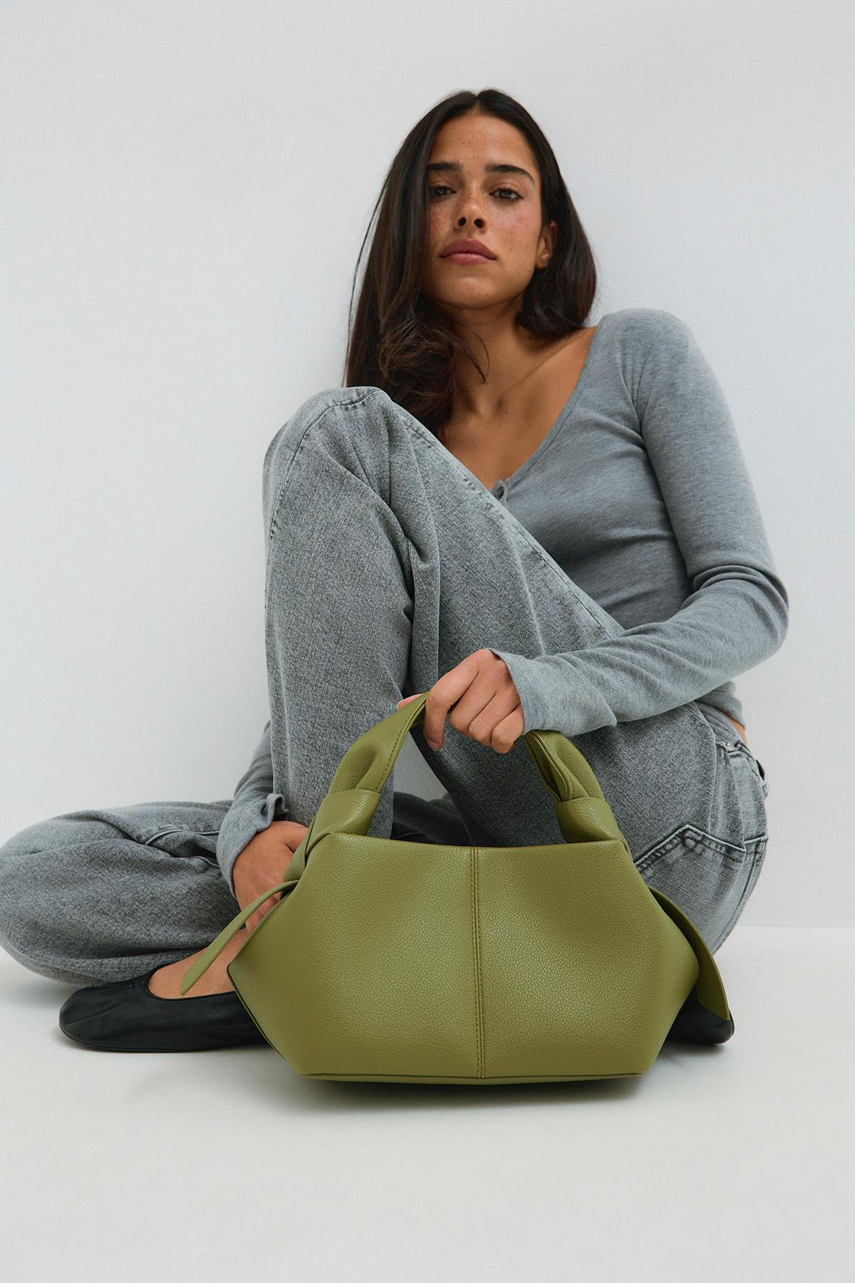 Top handle bag
