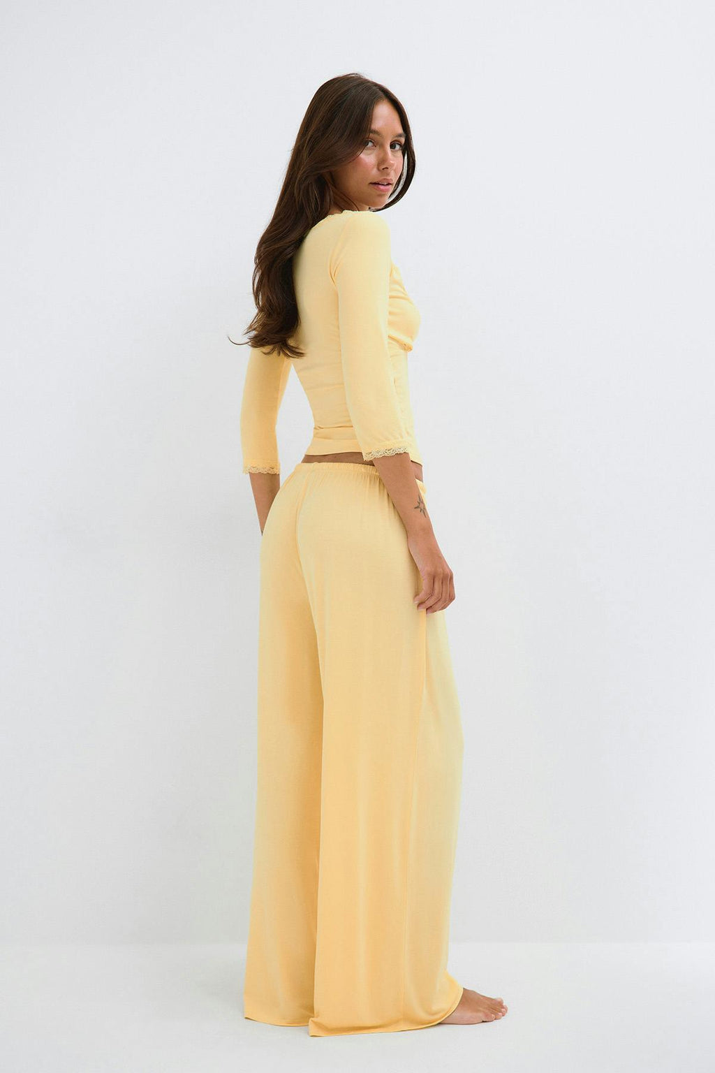 Wide loungewear trousers