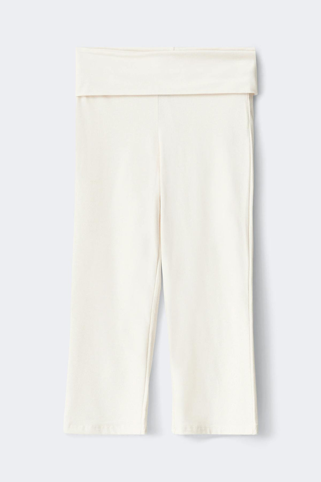Folded capri trousers